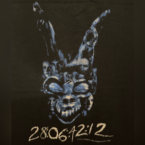 Small Men’s/Unisex Donnie Darko Reprint Graphic Shirt - Picture 2 of 7